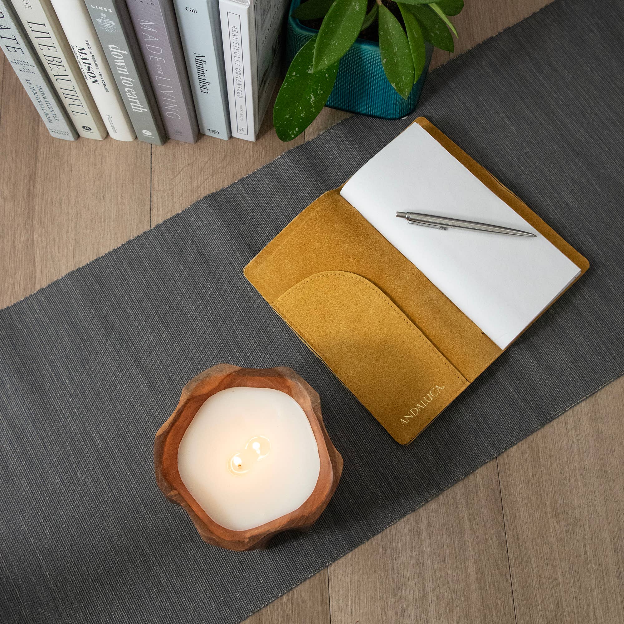 Petite Teak Organic Bowl Candle