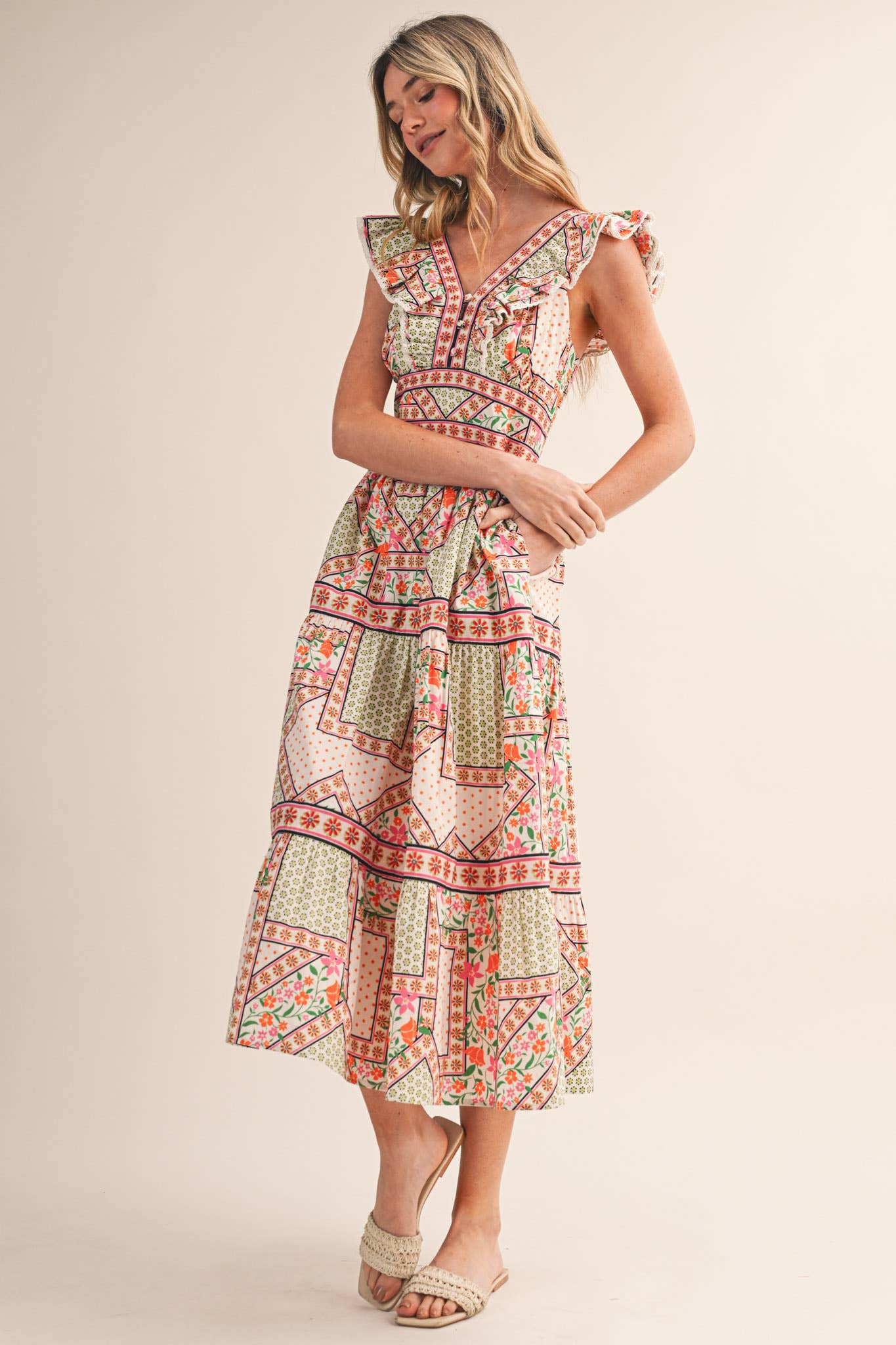 EXCLUSIVE FLORAL PRINT FLUTTER SLEEVE MIDI DRESS MDR4717